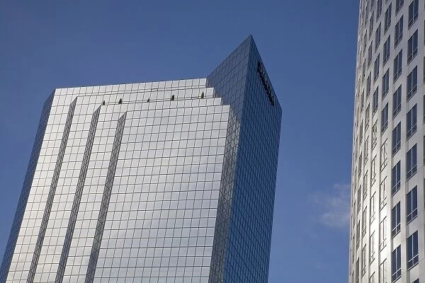 WA, Bellevue, Downtown Bellevue, Symetra Financial Center (2009)