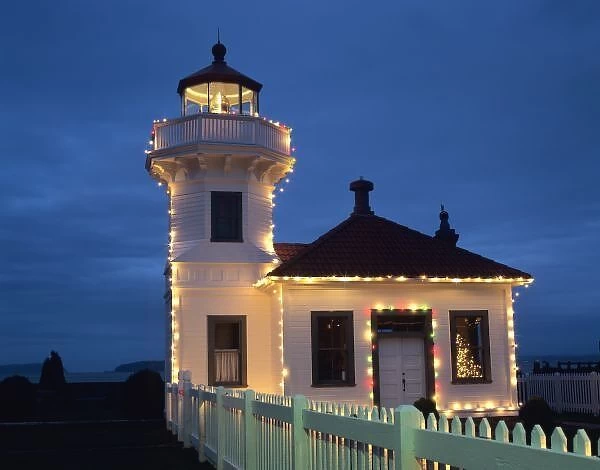 WA, Mukilteo, Mukilteo Lighthouse, established 1906, with holiday lights