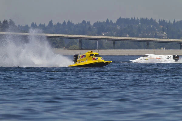 WA, Seattle, Seafair, Formula One (F1) Outboard Racing Boats, Lake Washington
