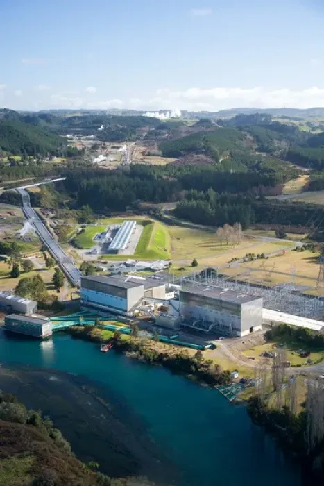 Framed Print : Wairakei Geothermal Power Station and Waikato River, near Taupo, North Island, New Framed Print : Wairakei Geothermal Power Station and Waikato River, near Taupo, North Island, New