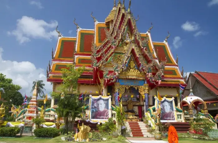 Framed Print : Wat Plai Laem temple located on the island of Ko Samui, Thailand