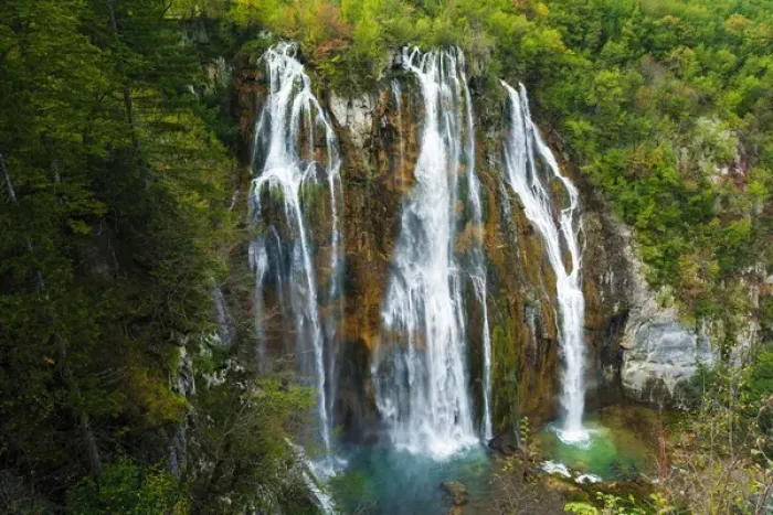 Framed Print : Waterfall along the Korana River, Plitvice Lakes National Park, Croatia Framed Print : Waterfall along the Korana River, Plitvice Lakes National Park, Croatia