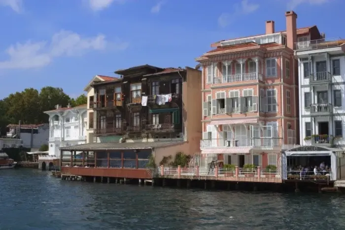 Framed Print : Waterfront villas, Bosphorus, Istanbul, Turkey Framed Print : Waterfront villas, Bosphorus, Istanbul, Turkey