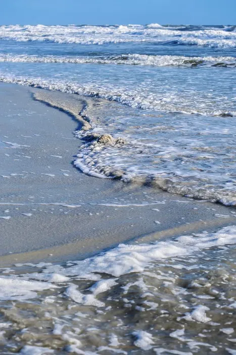 Framed Print : Waves crashing onto beach, New Smyrna Beach, Florida