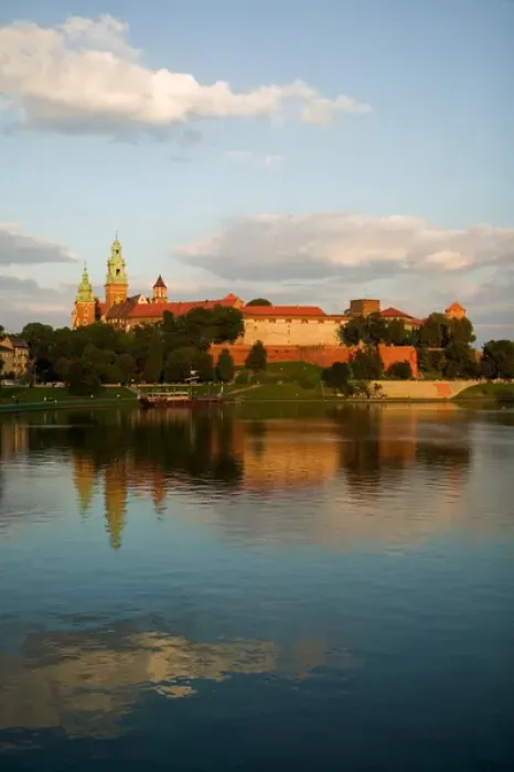 Framed Print : Wawel Hill with Royal Castle and Cathedral, Vistula River, Krakow, Poland Framed Print : Wawel Hill with Royal Castle and Cathedral, Vistula River, Krakow, Poland