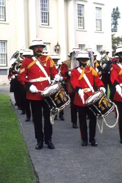 Framed Print : Welcome to Bermuda Colorful Marching Regiment Band at Government House in Hamilton Framed Print : Welcome to Bermuda Colorful Marching Regiment Band at Government House in Hamilton