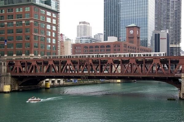Wells Street Bridge over the Chicago River in Chicago, Illinois