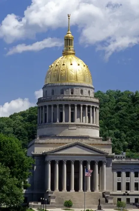 Framed Print : The West Virginia state capitol building with gold leaf dome in Charleston Framed Print : The West Virginia state capitol building with gold leaf dome in Charleston