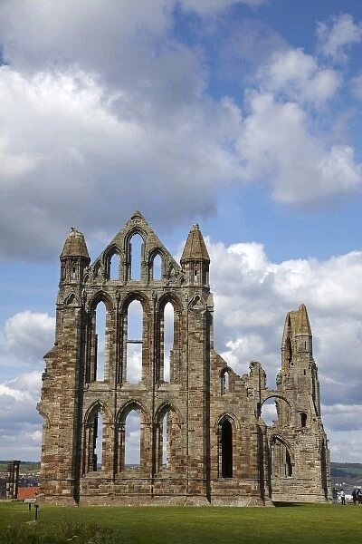 Whitby Abbey ruins (built circa 1220), Whitby, North Yorkshire, England