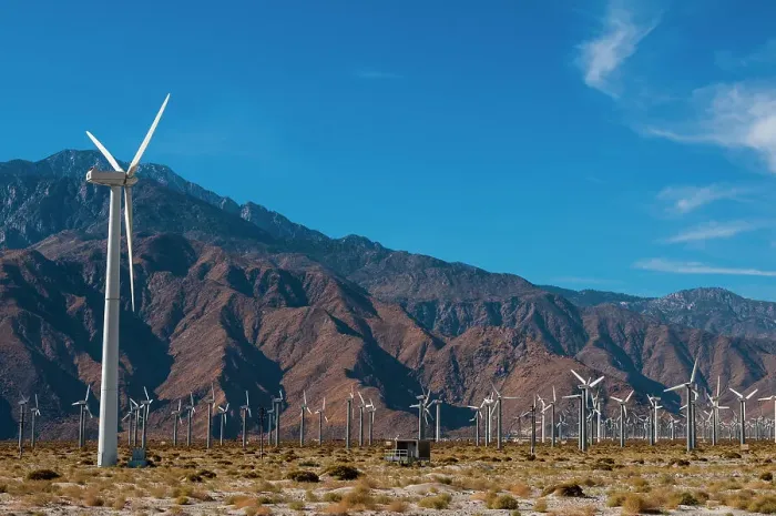 Framed Print : A wind farm in the San Gorgonio Pass near Palm Springs. San Jacinto Mountains, Riverside County, California, USA Framed Print : A wind farm in the San Gorgonio Pass near Palm Springs. San Jacinto Mountains, Riverside County, California, USA