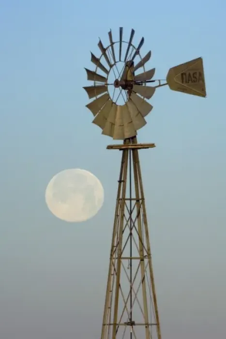 Framed Print : Windmill at sunrise with Full Moon, Canyon, Panhandle, Texas, USA