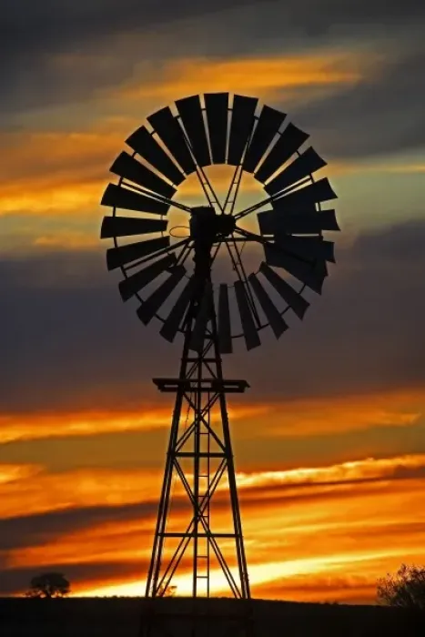 Framed Print : Windmill and Sunset, William Creek, Oodnadatta Track, Outback, South Australia, Australia