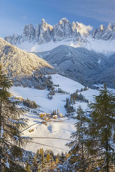Winter snow; St. Magdalena village; Geisler Spitzen (3060m); Val di Funes; Dolomites