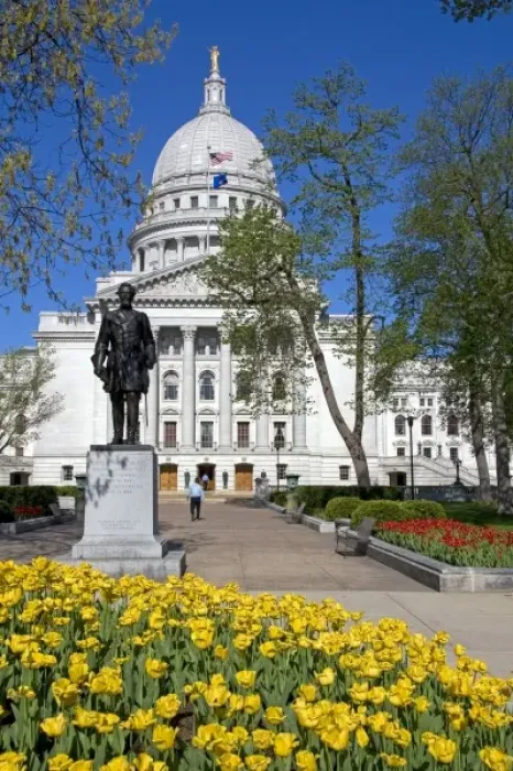 Framed Print : Wisconsin State Capitol building in Madison, Wisconsin, USA