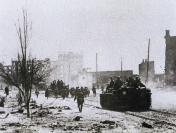 Framed Print : WORLD WAR II (1939-1945). Battle of Stalingrad. Fought between the German and Soviet army Framed Print : WORLD WAR II (1939-1945). Battle of Stalingrad. Fought between the German and Soviet army
