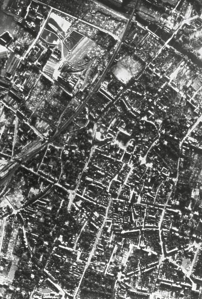 WORLD WAR II (1939-1945). Bombardment of Germany (November 1944)