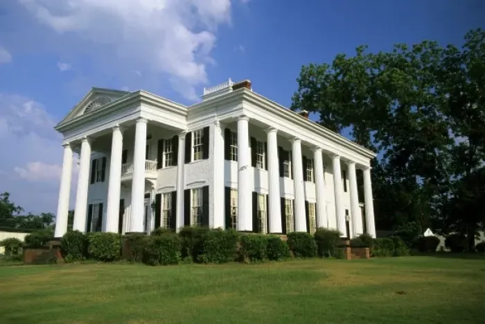 Framed Print : The Wynn House an Antebellum Mansion in Columbus, Georgia Framed Print : The Wynn House an Antebellum Mansion in Columbus, Georgia