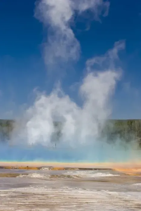 Framed Print : Yellowstone National Park, Wyoming. Steam rises from Grand Prismatic Hot Spring