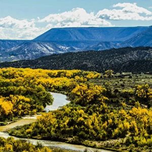 Abiquiu, New Mexico, Curvy Chama River winds through the Abiquiu Valley in Autumn