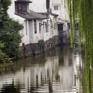 Ancient Chinese Houses Reflection in Water, Suzhou, Jiangsu Ancient Chinese Houses Reflection in Water, Suzhou, Jiangsu