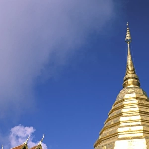 Asia, Thailand, Chiangmai. Wat Doi Suthep, golden chedi