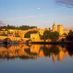Avignon, Vaucluse, Provence, France, Rhone River, Pont d Avignon (Pont Saint Benezet)