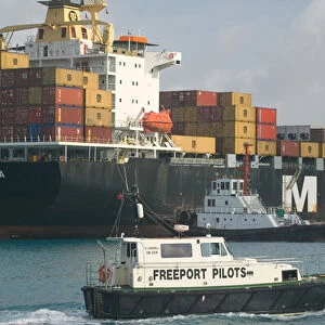 BAHAMAS-Grand Bahama Island-Freeport: Port of Freeport: Container Cargo Ship