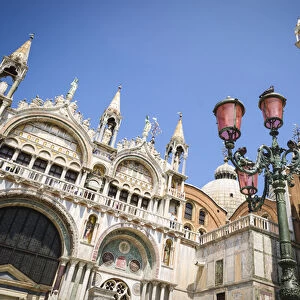 Basilica San Marco (Saint Marks Cathedral) and street lamp, Venice, Veneto, Italy