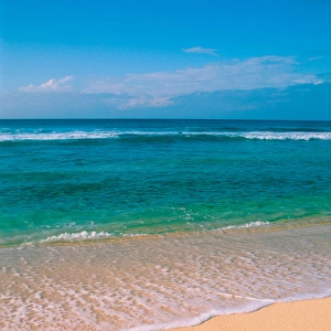 Beach scene at barking sands Kauai, Hawaii. wave, water, ocean, coast, shore
