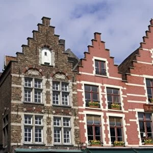 Belgium, West Flanders, Bruges, restaurant in the market square