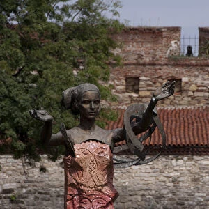 Bulgaria, Port city of Vidin. Bronze statue in front of Bulgarian fortress of Baba