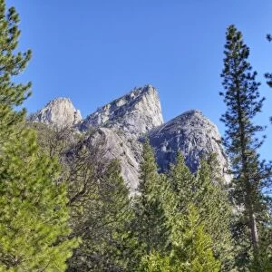 CA, Yosemite NP, Three Brothers
