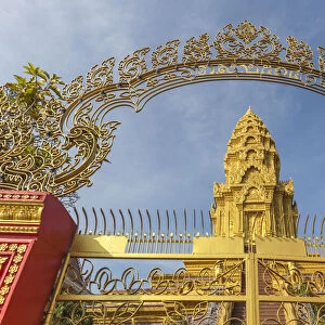 Cambodia, Phnom Penh. Wat Ounalom