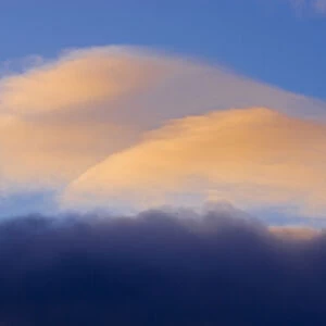 Canada, Alberta, Jasper National Park. Lenticular cloud at sunset