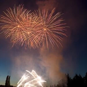 CANADA, British Columbia, Victoria. Summer Fireworks Show