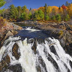 Canada, Ontario, Chutes Provincial Park. Aux Sables River flows into waterfall. Credit as