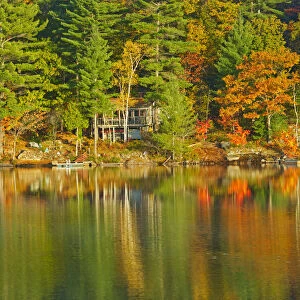 Canada, Ontario, Dorset. Lake of Bays in autumn