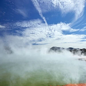 Champagne Pool, Waiotapu Thermal Reserve, near Rotorua, North Island, New Zealand
