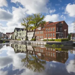 Denmark, Jutland, Tonder, Denmarks Oldest Town, buildings by the Vida River