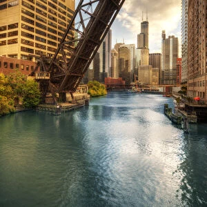 A drawbridge spans the Chicago river in Illinois