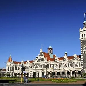 Dunedin, New Zealand. Dunedins historic train station