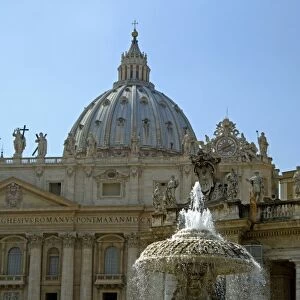 Europe, Italy, Rome. St. Peters Basilica (aka Basilica di San Pietro)