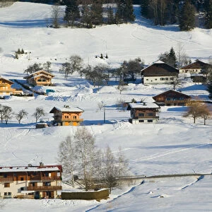 FRANCE-French Alps (Haute-Savoie)-PRAIRY: Small Ski Village in Winter- Ski Chateaus