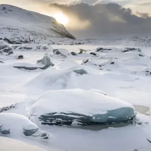 Glacier Svinafellsjoekul in the Vatnajoekull NP during winter. The glacier front