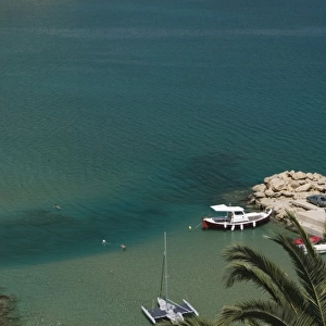 GREECE, CRETE, Hania Province, Almyrida: Kalyvia Bay Resort Town, Small Marina