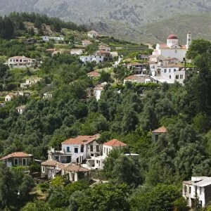 GREECE, CRETE, Hania Province, Lakki: Town View of Mountain Town