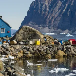 Greenland Uummannaq Print - Ice Filled Harbor Greenland Uummannaq Print - Ice Filled Harbor