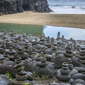 Hawaii, Kalalau Trail, Kauai, Napali, Napali Coast State Park, Pacific Ocean, rock cairns