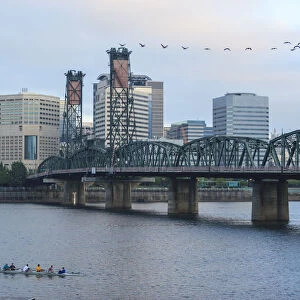 Hawthorne Bridge, Willamette River, southeast of downtown Portland, Oregon, USA