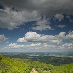 HUNGARY-Northern Uplands / Matra Hills-Matrahaza: Matra Hills View